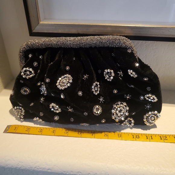 Anthropologie Elegant Black Velvet Beaded Evening Clutch Bag - Picture 6 of 14